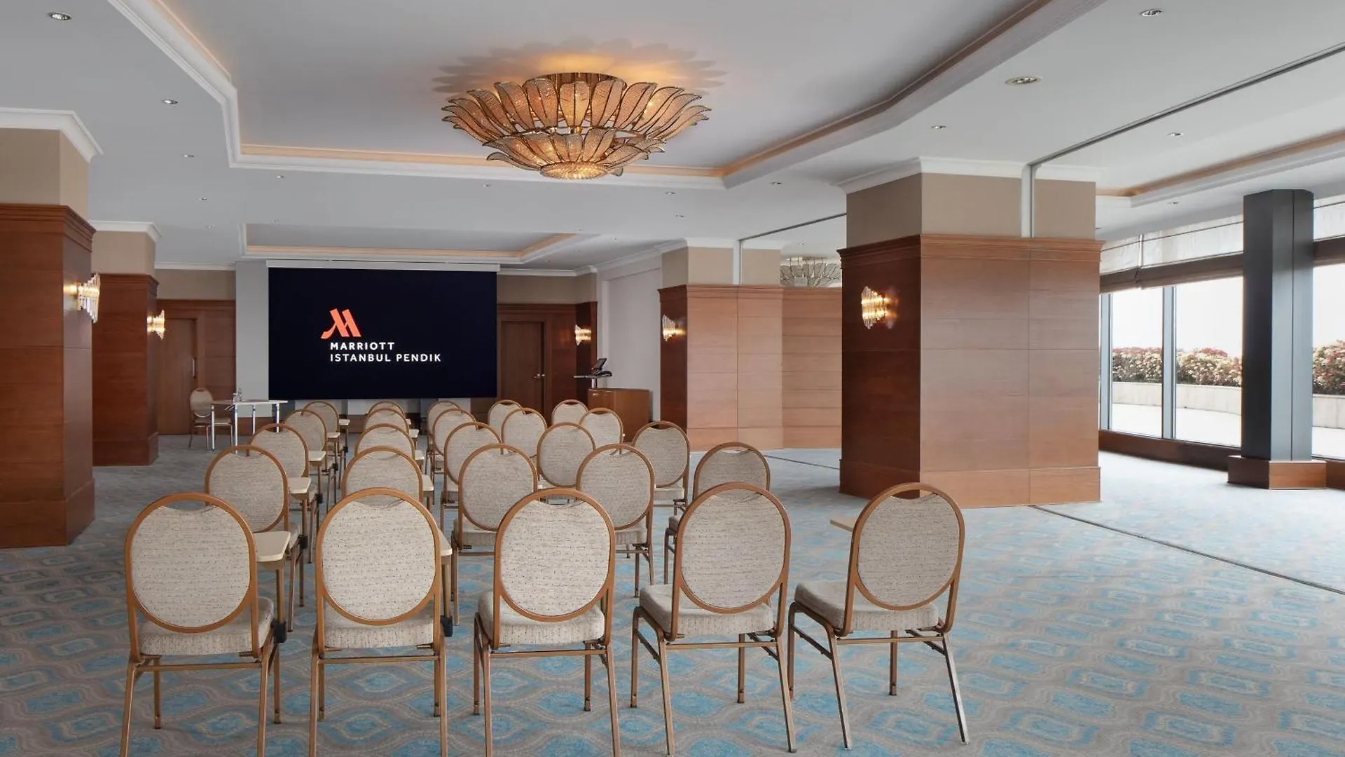 Istanbul Marriott Hotel Pendik 5*,