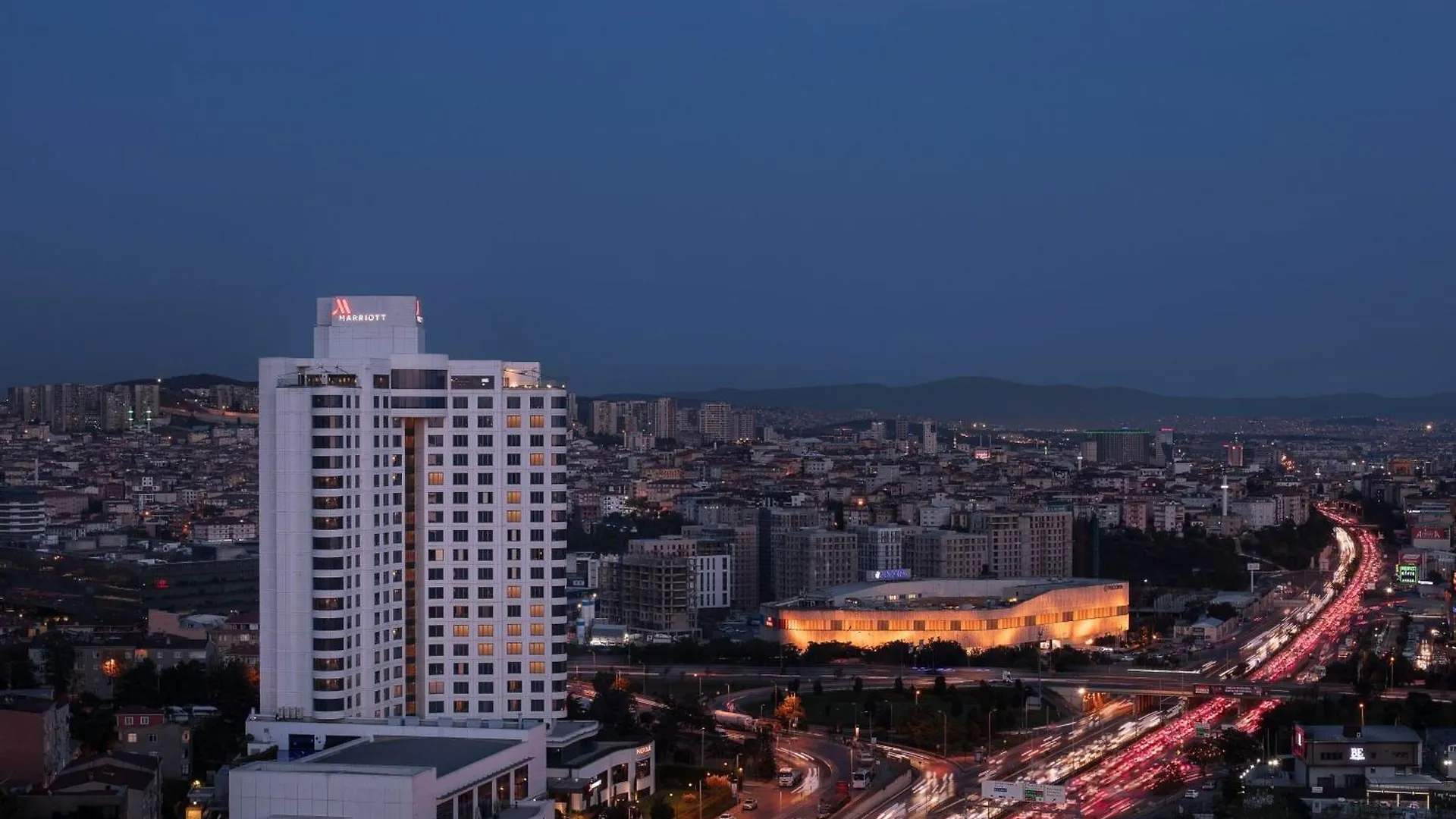 Istanbul Marriott Hotel Pendik 5*,